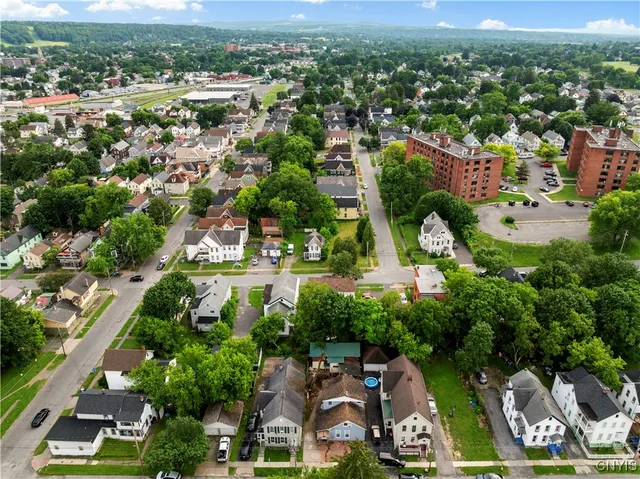 $134,900 | 1107 Warren Street, Utica, NY 13502