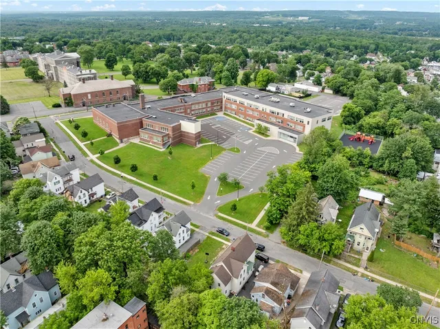 $134,900 | 1107 Warren Street, Utica, NY 13502