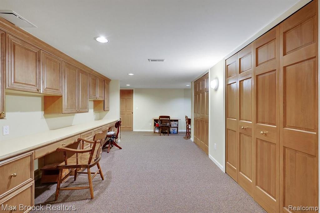 645 Lone Pine Road Bloomfield Hills, MI 48304 - Photo 26 of 34