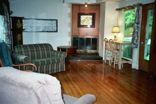 404 Winnerwood Road Pittsburgh, PA 15237 - Photo 3 of 8 Other.