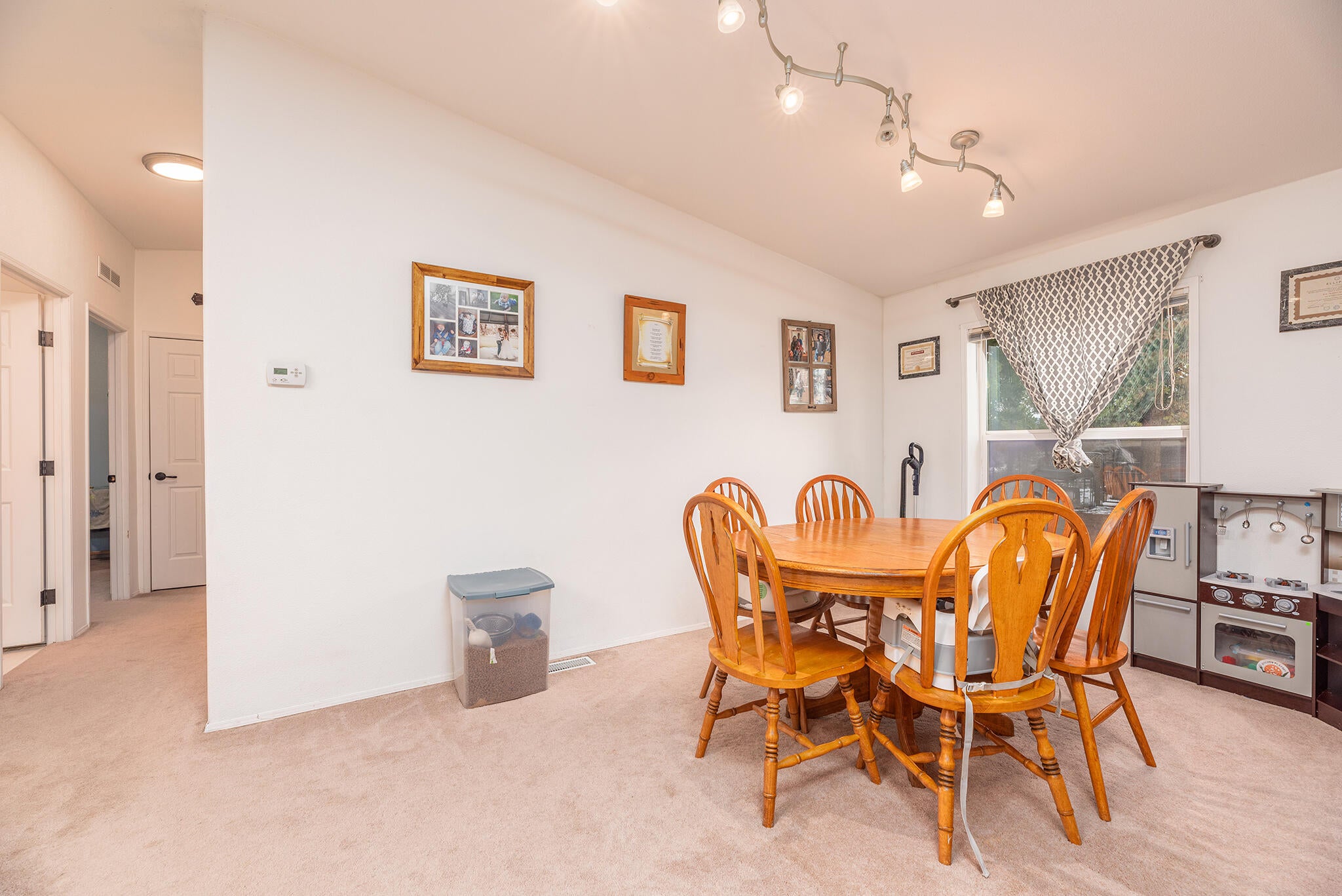 54732 Huntington Road Bend, OR 97707 - Photo 14 of 45 54732HuntingtonRd-2-MLS- (27)