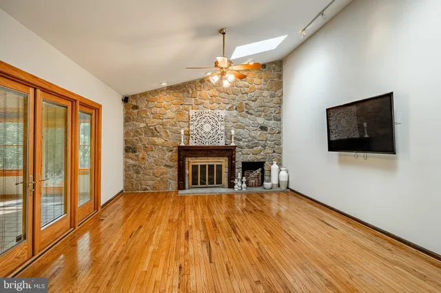 $1,000,000 | 223 Cheshire Circle, West Chester, PA 19380