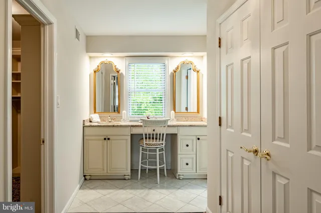 $1,000,000 | 223 Cheshire Circle, West Chester, PA 19380