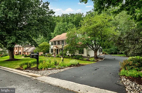 $1,000,000 | 223 Cheshire Circle, West Chester, PA 19380