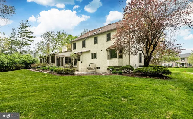 $1,000,000 | 223 Cheshire Circle, West Chester, PA 19380