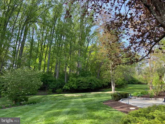 $1,000,000 | 223 Cheshire Circle, West Chester, PA 19380