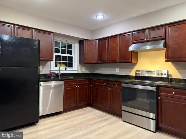 $4,000 | 7684 Green Garland Drive, Springfield, VA 22153