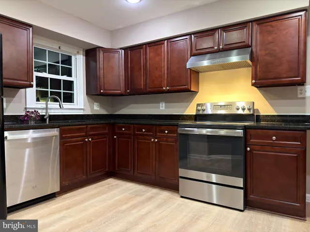 $4,000 | 7684 Green Garland Drive, Springfield, VA 22153