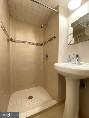 $3,900 | 7684 Green Garland Drive, Springfield, VA 22153