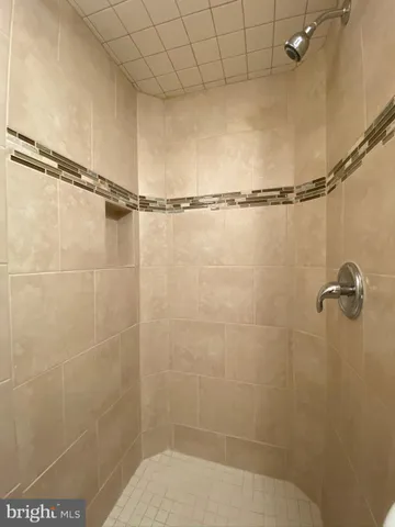 $3,900 | 7684 Green Garland Drive, Springfield, VA 22153