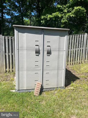 $3,900 | 7684 Green Garland Drive, Springfield, VA 22153