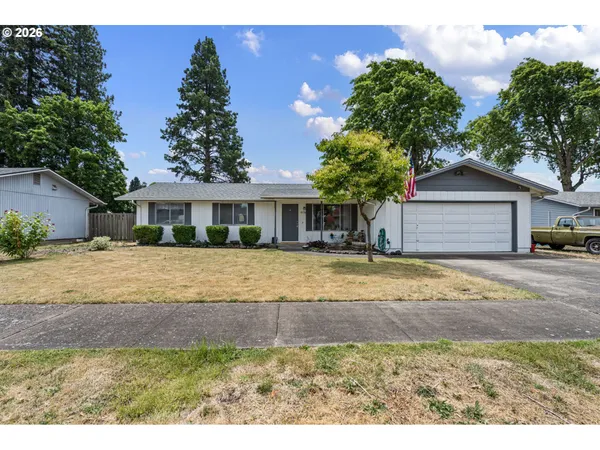 $435,000 | 92726 Pebble Beach Lane, Junction City, OR 97448