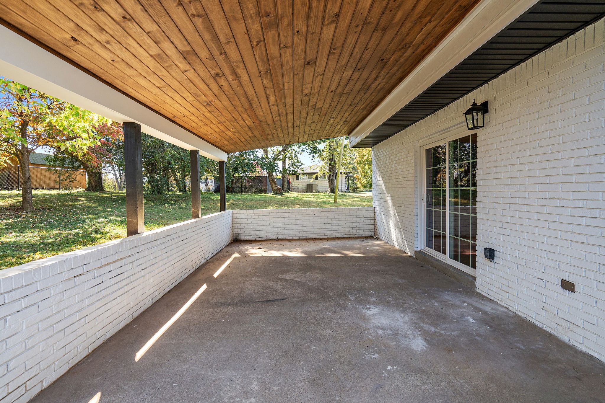 1015 Lock 4 Road Gallatin, TN 37066 - Photo 33 of 47 a view of backyard with green space