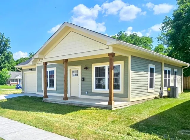 $199,999 | 221 East 9th Street, Connersville, IN 47331