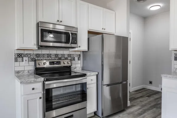 $199,900 | 221 East 9th Street, Connersville, IN 47331