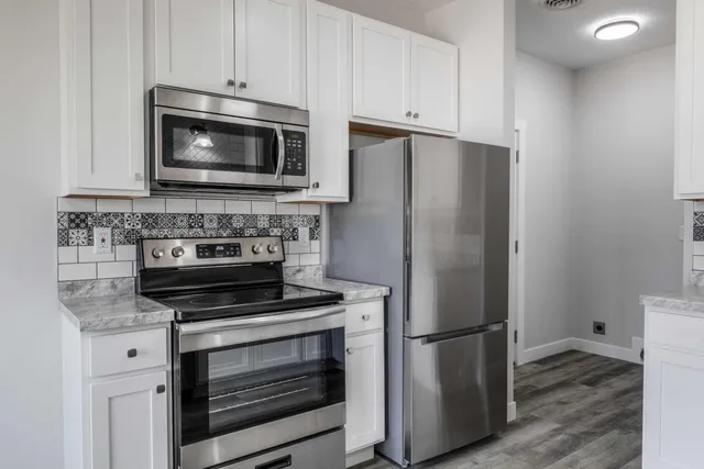 $199,999 | 221 East 9th Street, Connersville, IN 47331