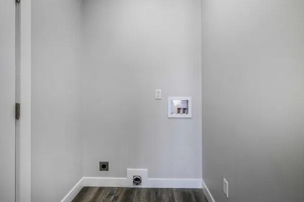 $199,900 | 221 East 9th Street, Connersville, IN 47331