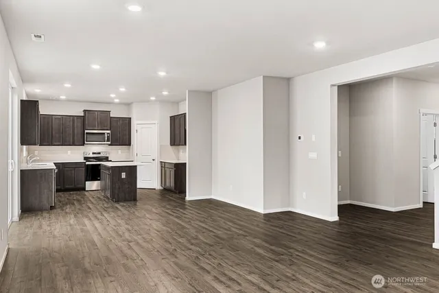 $724,995 | 14764 56th Ave Court East, Unit 13, Puyallup, WA 98375