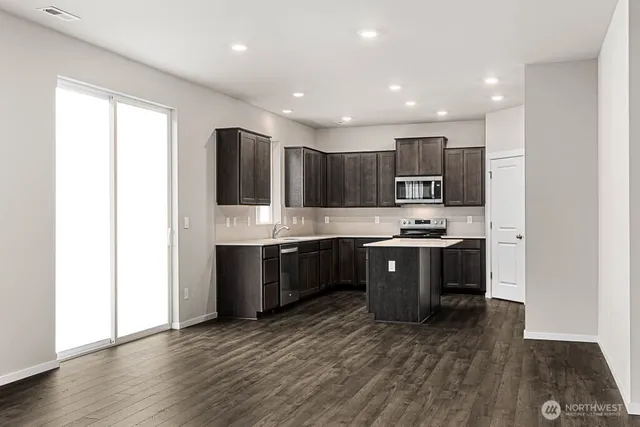 $724,995 | 14764 56th Ave Court East, Unit 13, Puyallup, WA 98375