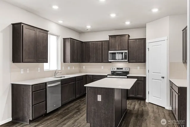 $724,995 | 14764 56th Ave Court East, Unit 13, Puyallup, WA 98375