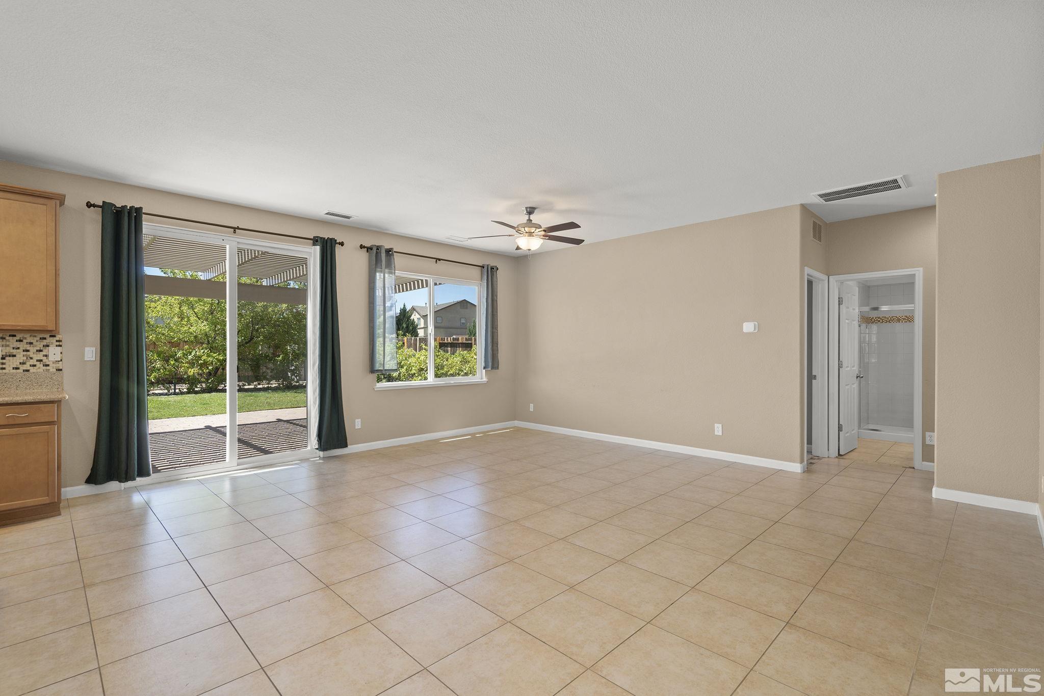2075 Lonesome Spur Drive Reno, NV 89521 - Photo 6 of 32 Photo 6