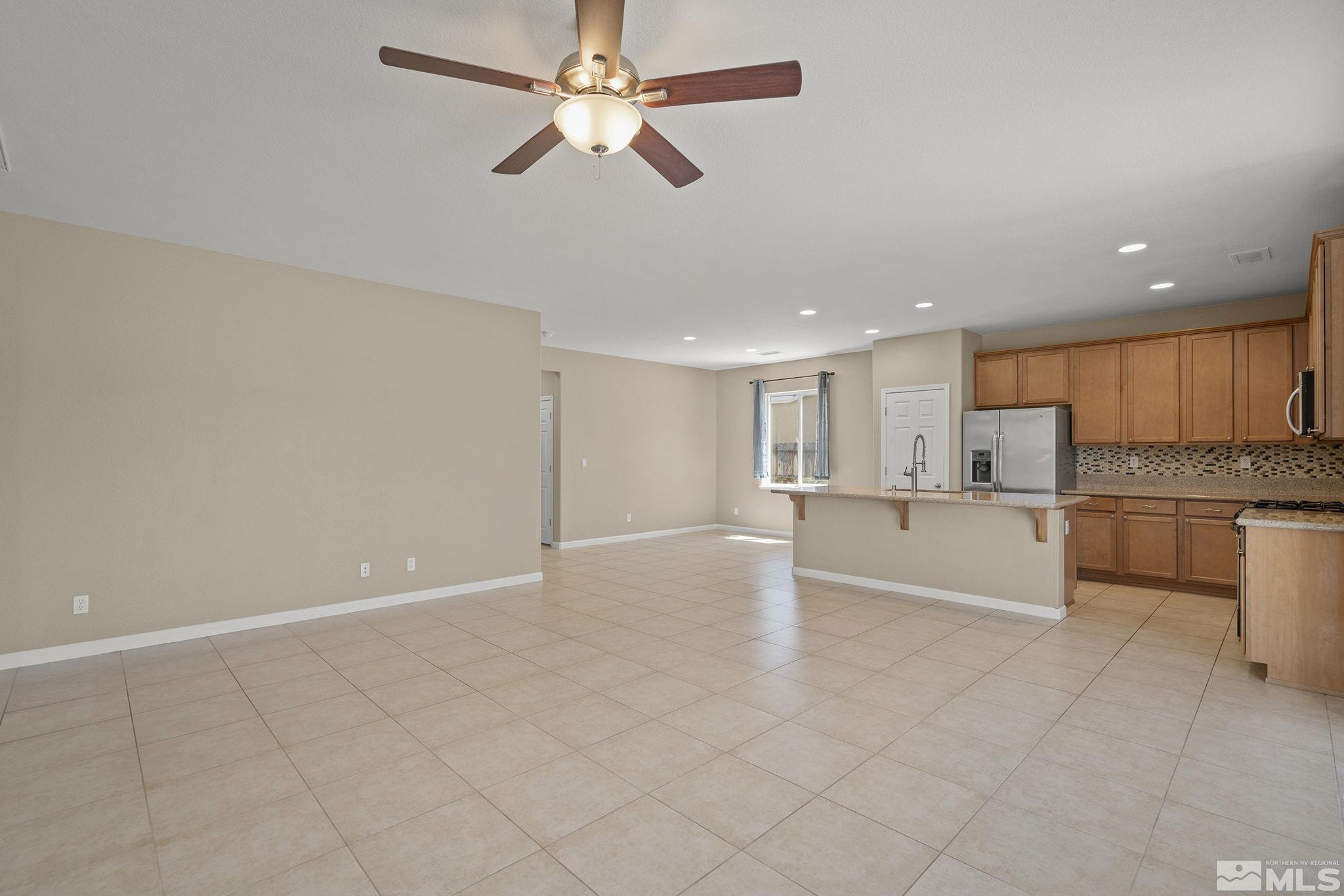2075 Lonesome Spur Drive Reno, NV 89521 - Photo 8 of 32 Photo 8