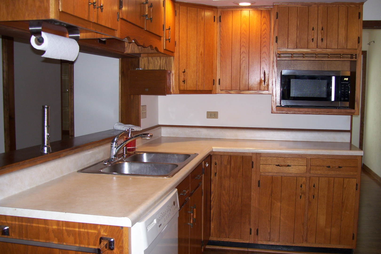 800 Roselyn Drive Rantoul, IL 61866 - Photo 6 of 13 Gallery Image 6