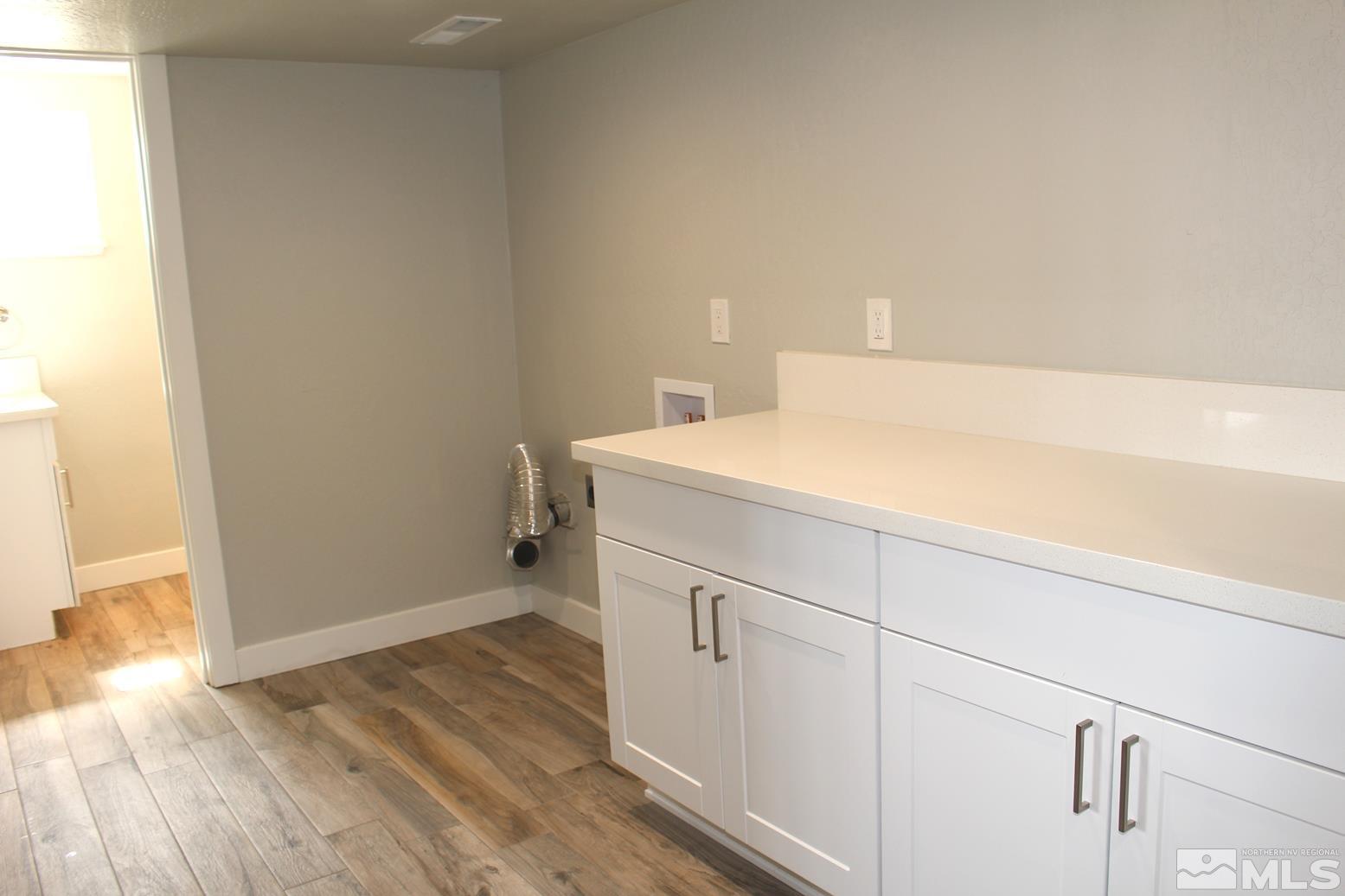 7775 Tamra Drive Reno, NV 89506 - Photo 32 of 40 a utility room with dryer and washer