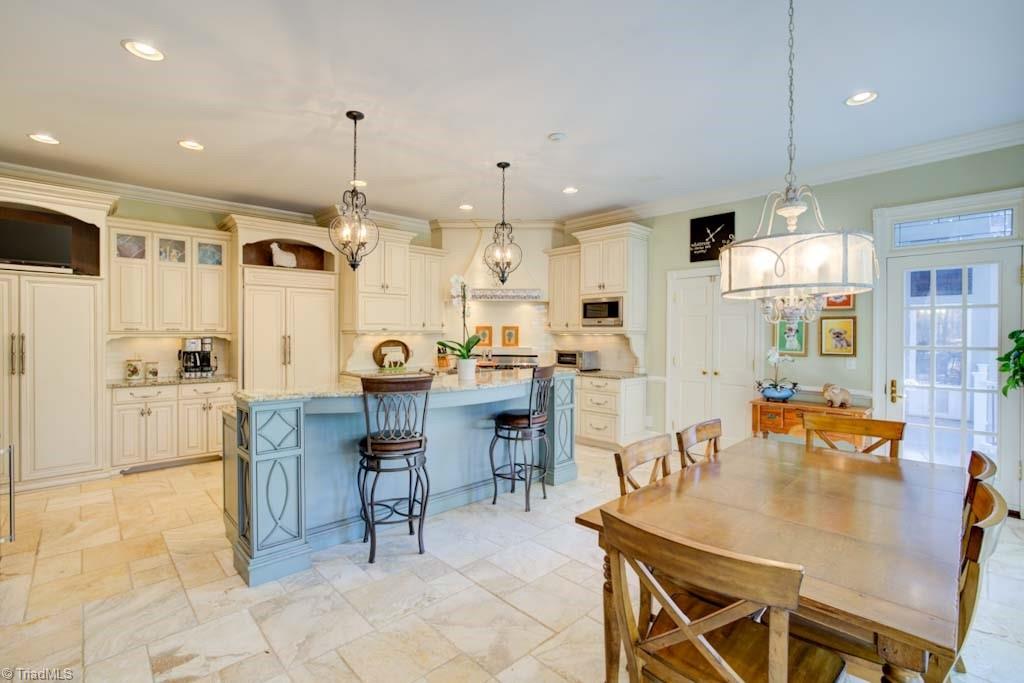 4464 Bent Tree Farm Road Winston-Salem, NC 27106 - Photo 28 of 50 Kitchen opens to great room and back deck