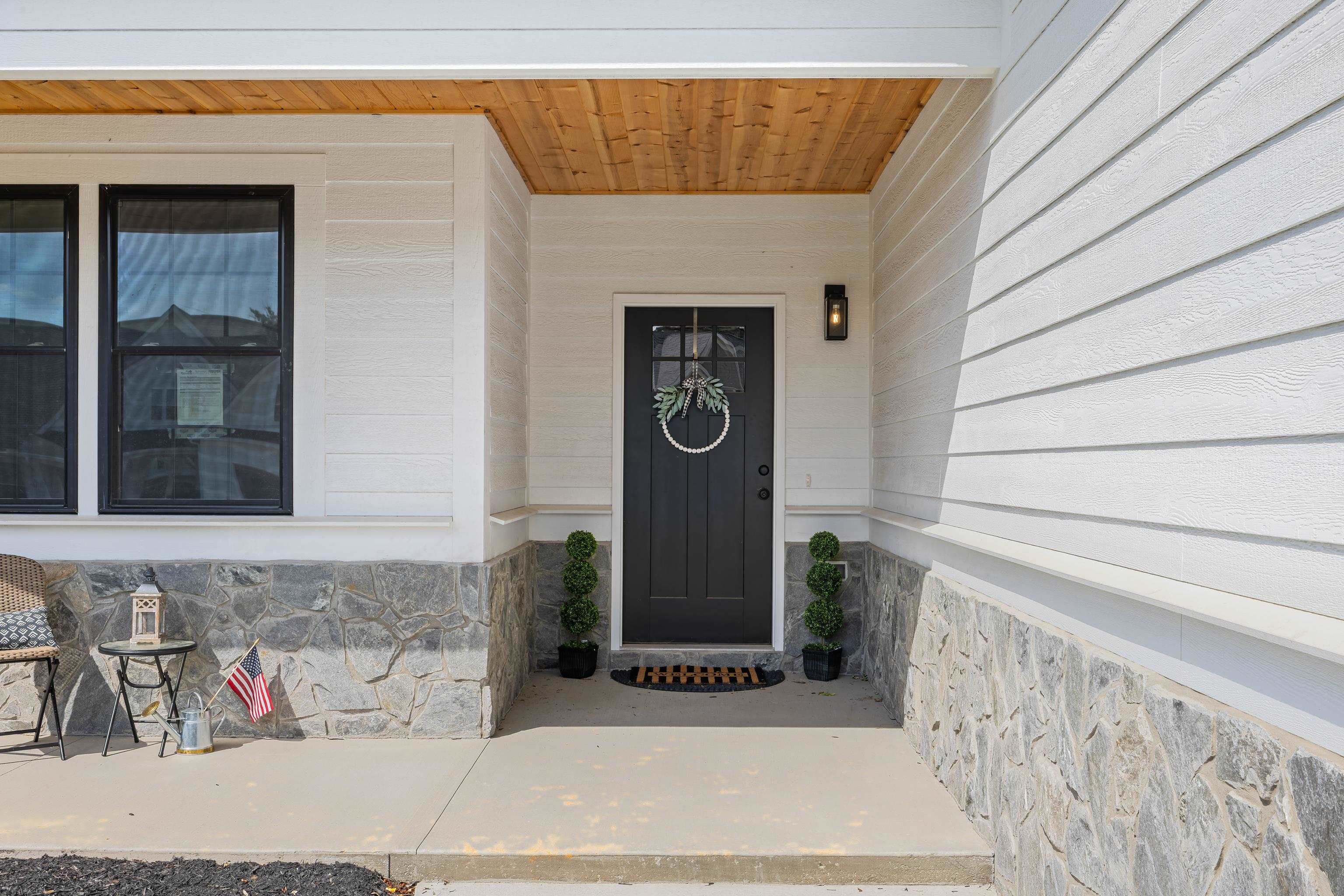 2524 Belvue Road Waynesboro, VA 22980 - Photo 4 of 75