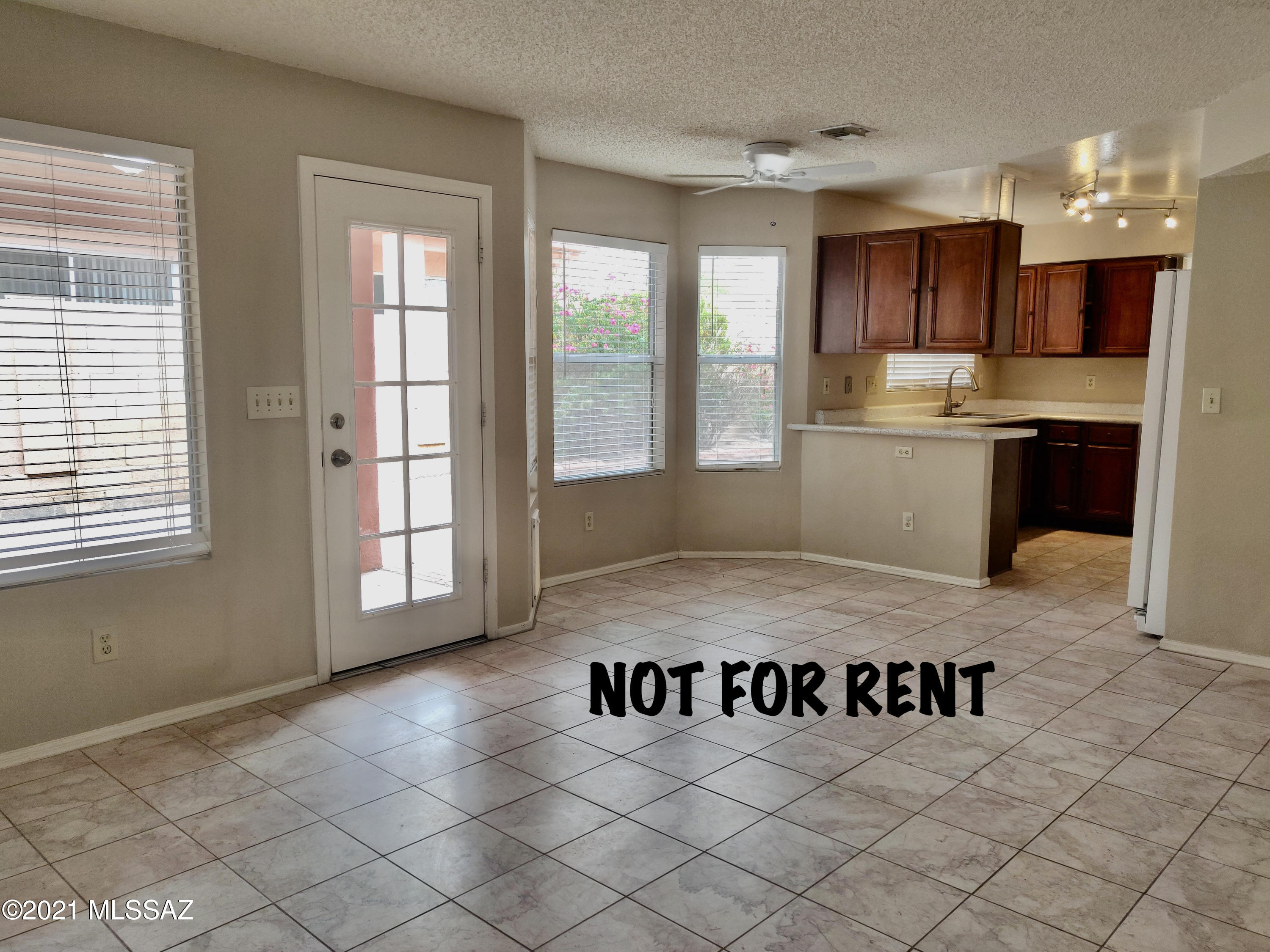 2952 West Sun Ranch Trail Tucson, AZ 85742 - Photo 10 of 40