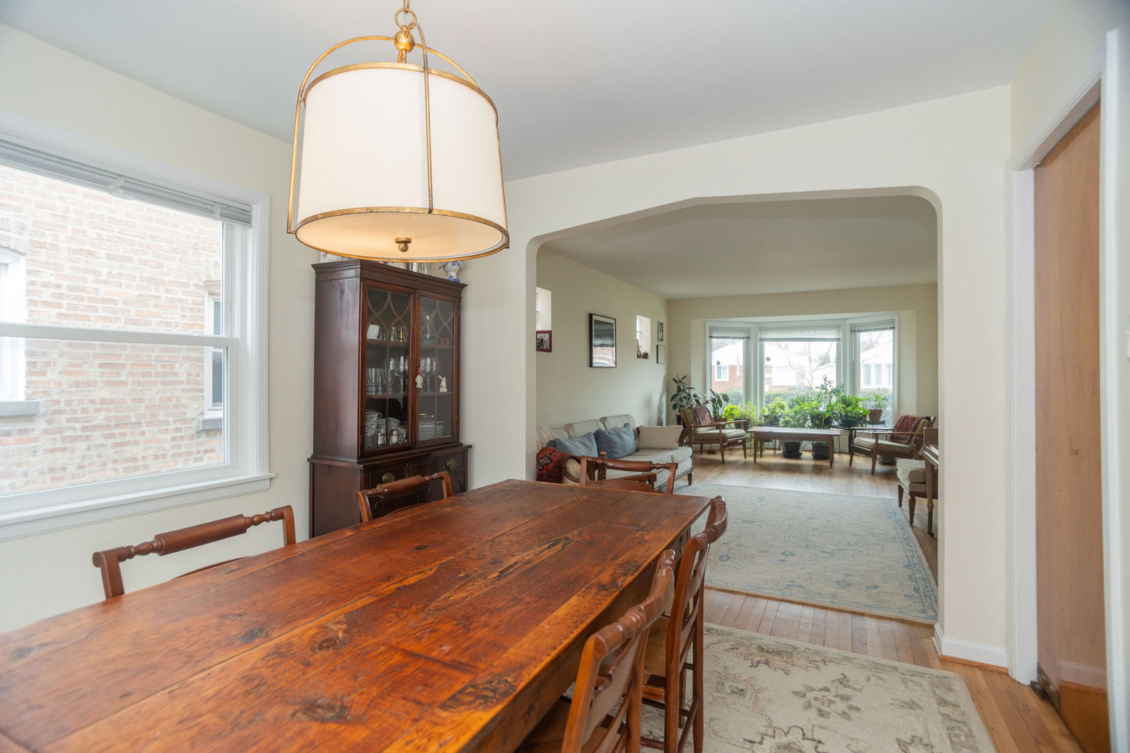 6552 North Troy Street Chicago, IL 60645 - Photo 7 of 29
