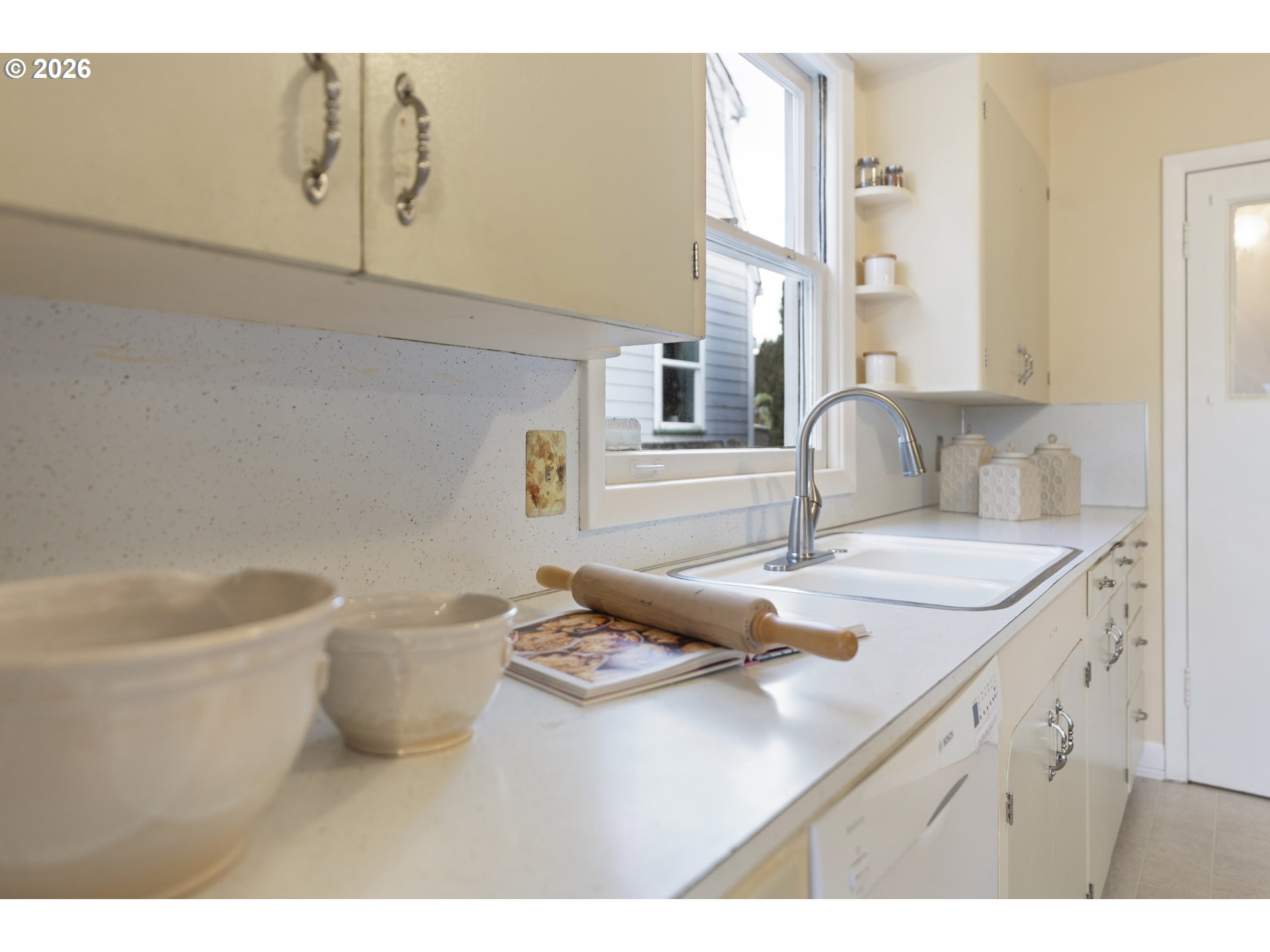 7126 North Ivanhoe Street Portland, OR 97203 - Photo 12 of 47