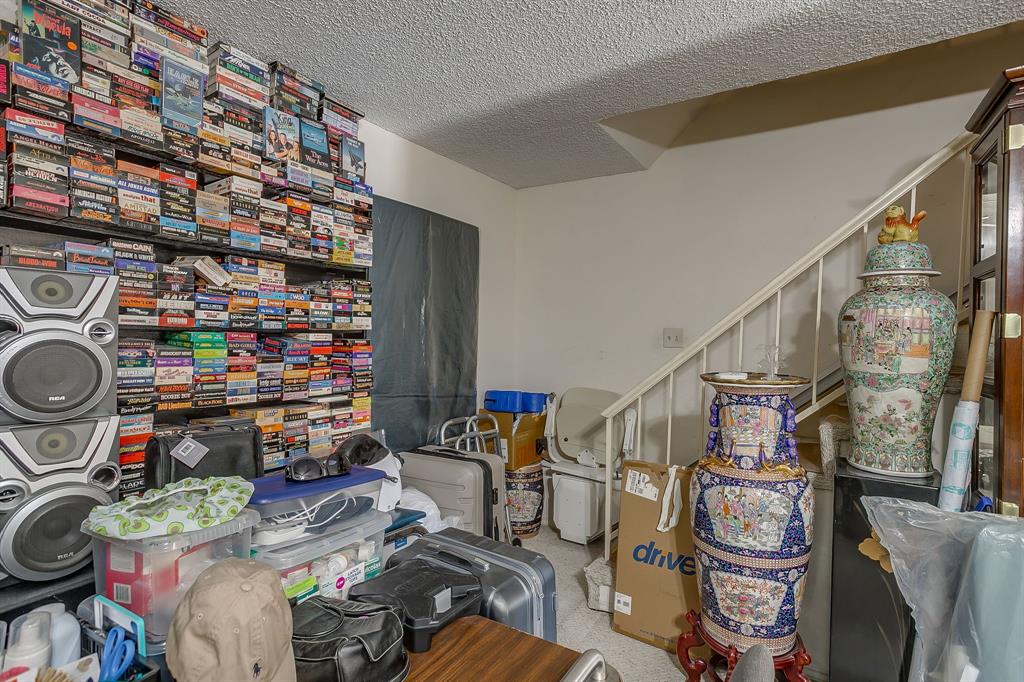 3133 Sappington Place, Unit D Fort Worth, TX 76116 - Photo 16 of 28 a utility room with dryer and washer