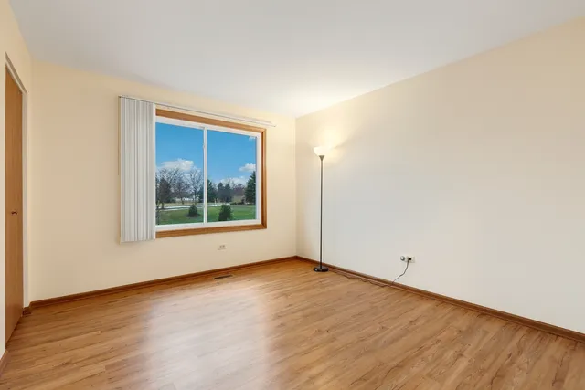 $297,500 | 9322 West 141st Place, Orland Park, IL 60462