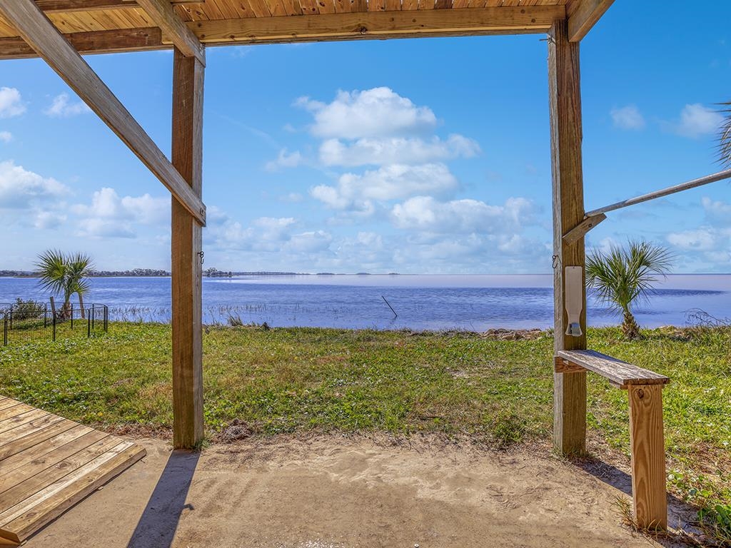 22245 Gulfview Road Perry, FL 32348 - Photo 4 of 41 Gallery Image 4