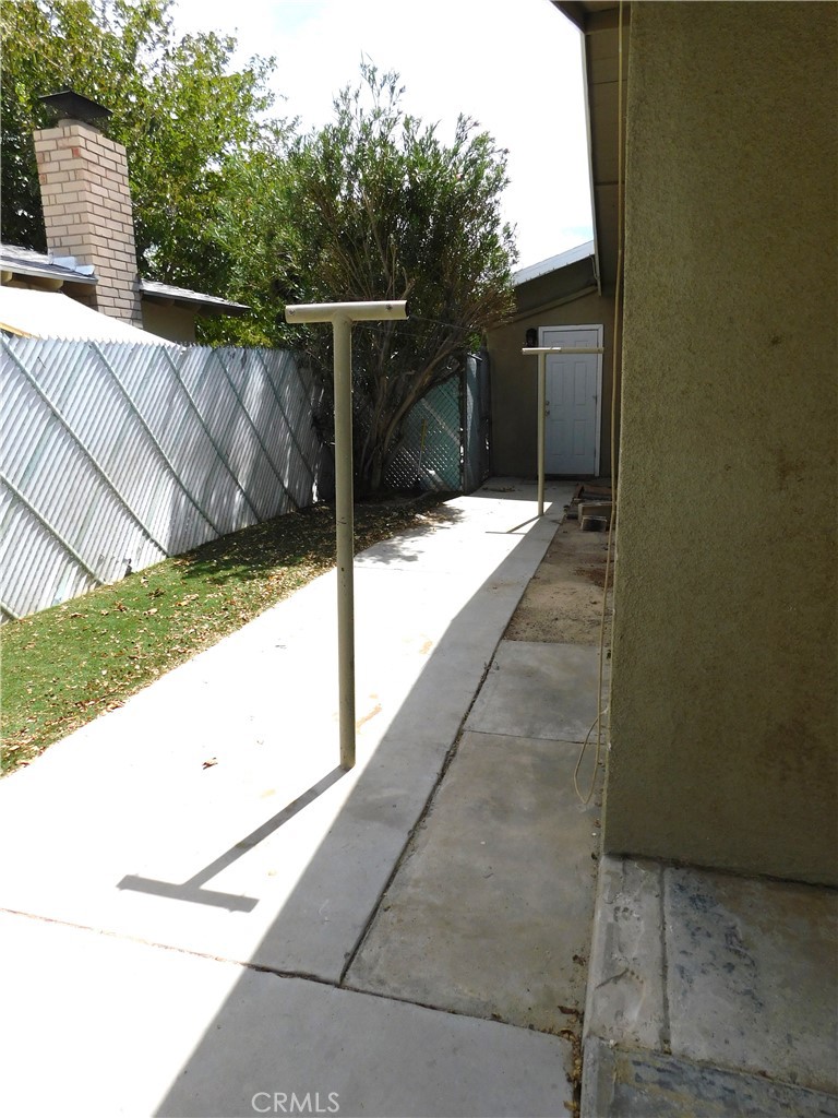 332 West Perdew Avenue Ridgecrest, CA 93555 - Photo 42 of 58 Gallery Image 42
