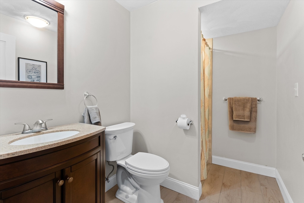 70 Kent Road Lynn, MA 01904 - Photo 28 of 42 Gallery Image 28