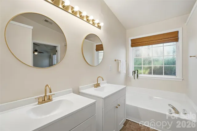 $398,000 | 8805 Red Tail Court, Charlotte, NC 28269