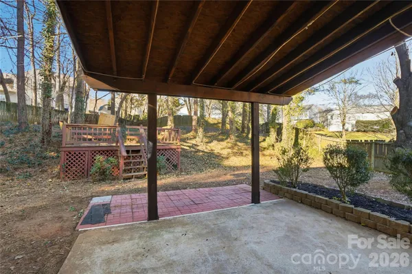 a view of outdoor space