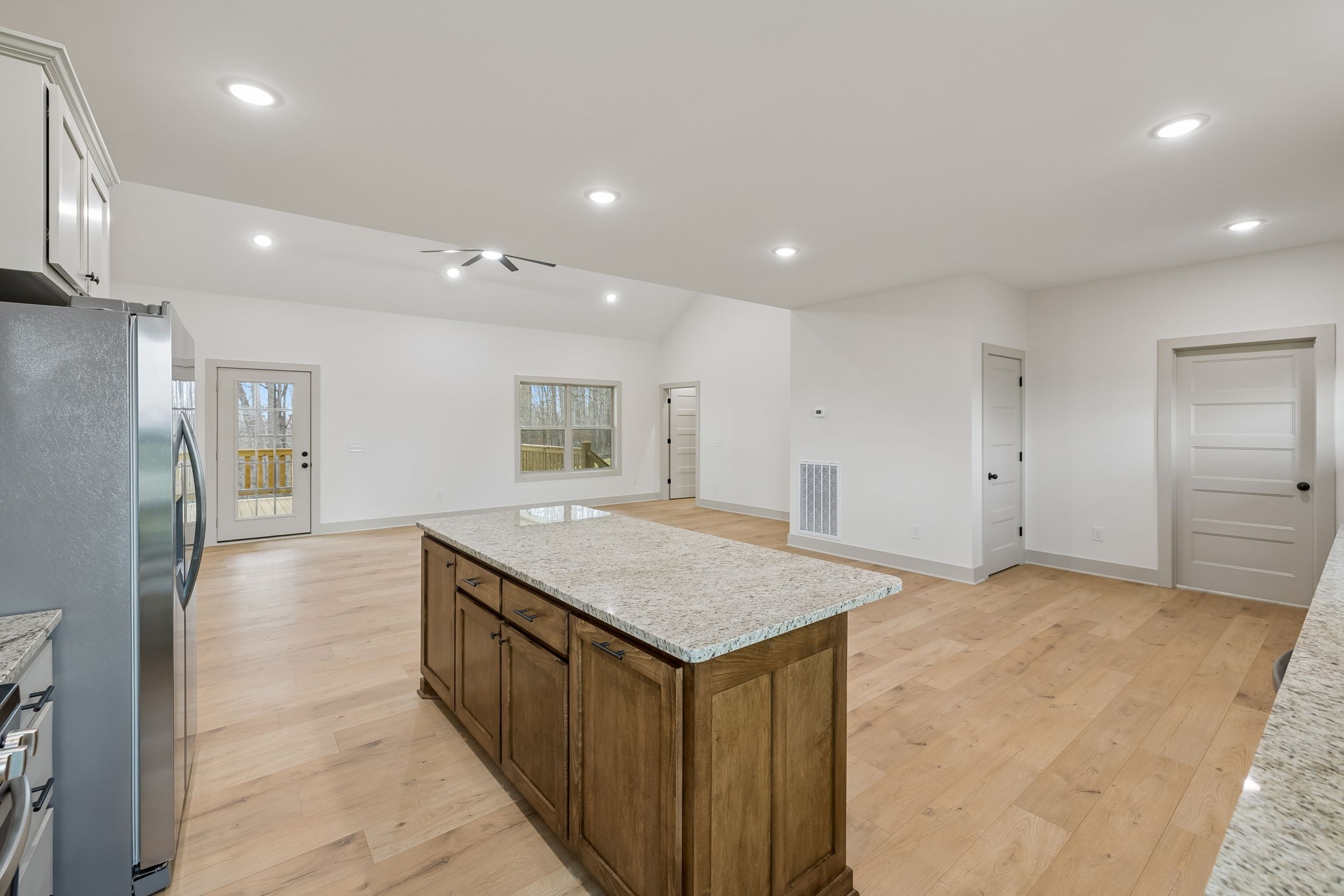 4105 Long Creek Road Lafayette, TN 37083 - Photo 11 of 37