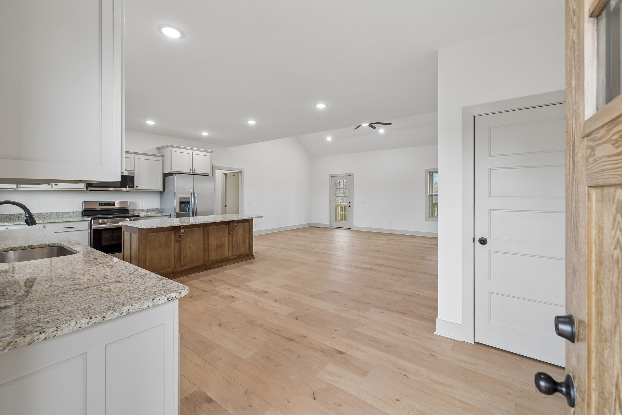 4105 Long Creek Road Lafayette, TN 37083 - Photo 6 of 37