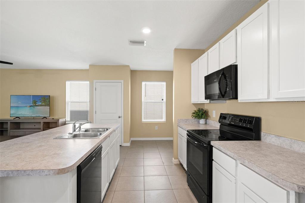 6663 Seaway Drive Brooksville, FL 34604 - Photo 11 of 35