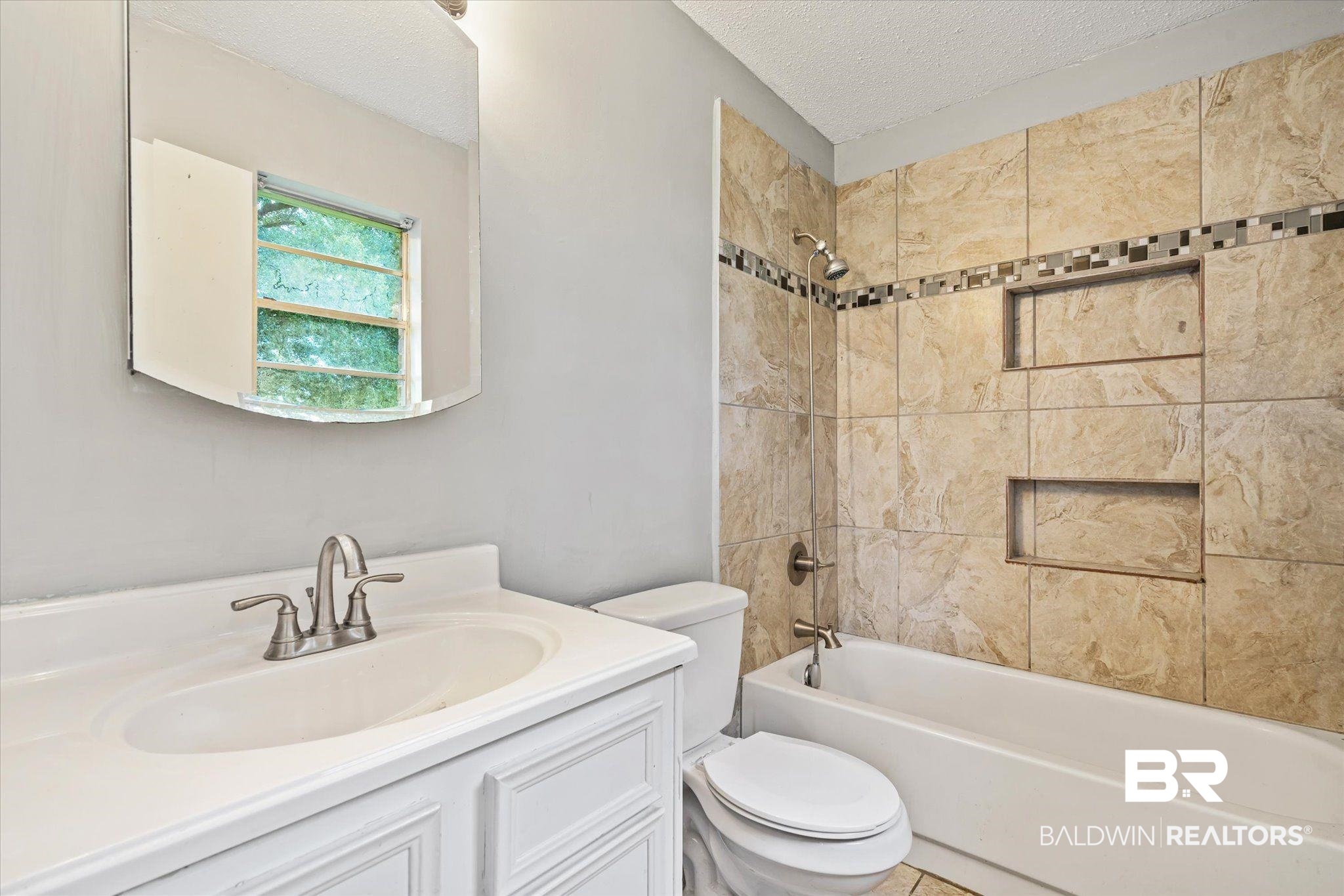 4740 Gold Drive Mobile, AL 36619 - Photo 12 of 20