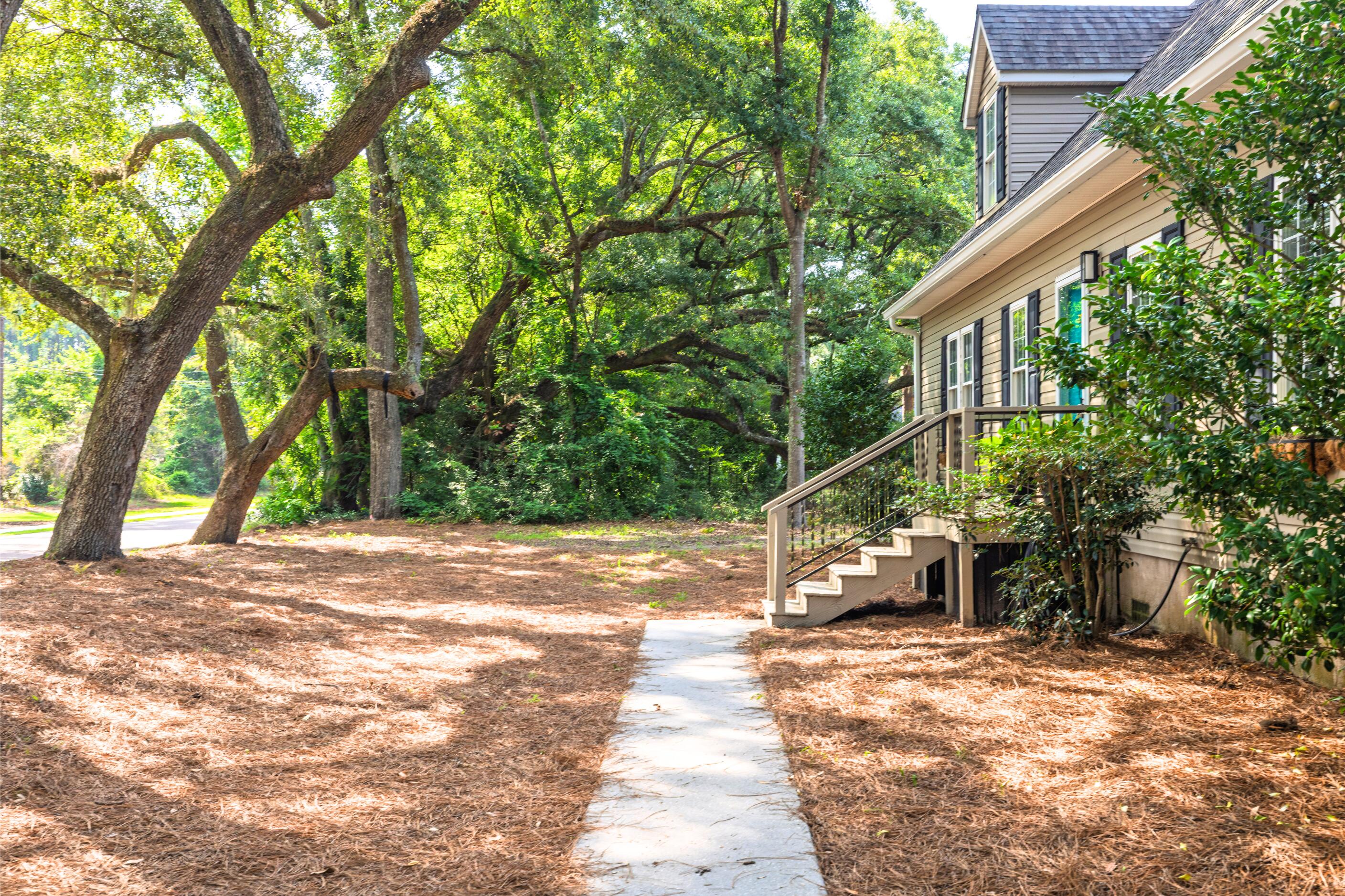 1519 Rifle Range Road Mount Pleasant, SC 29464 - Photo 3 of 43 Majestic Oak Lined Entry