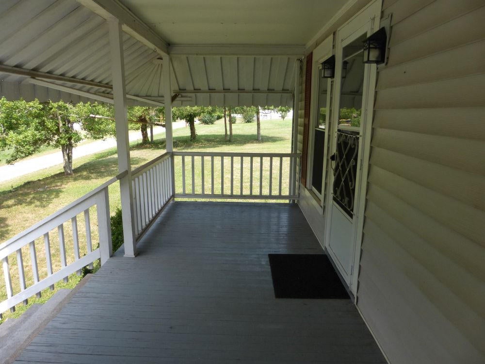 66 J. W. Whanger Road Talcott, WV 24981 - Photo 10 of 30 Gallery Image 10