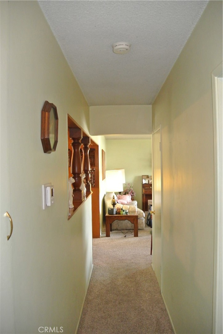 6460 Dos Rios Road Downey, CA 90240 - Photo 26 of 39 Hallway