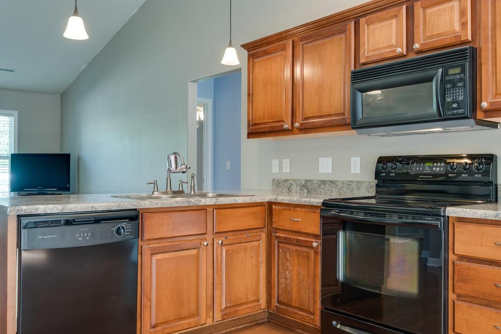 1025 Hummingbird Lane Spring Hill, TN 37174 - Photo 12 of 28 Gallery Image 12