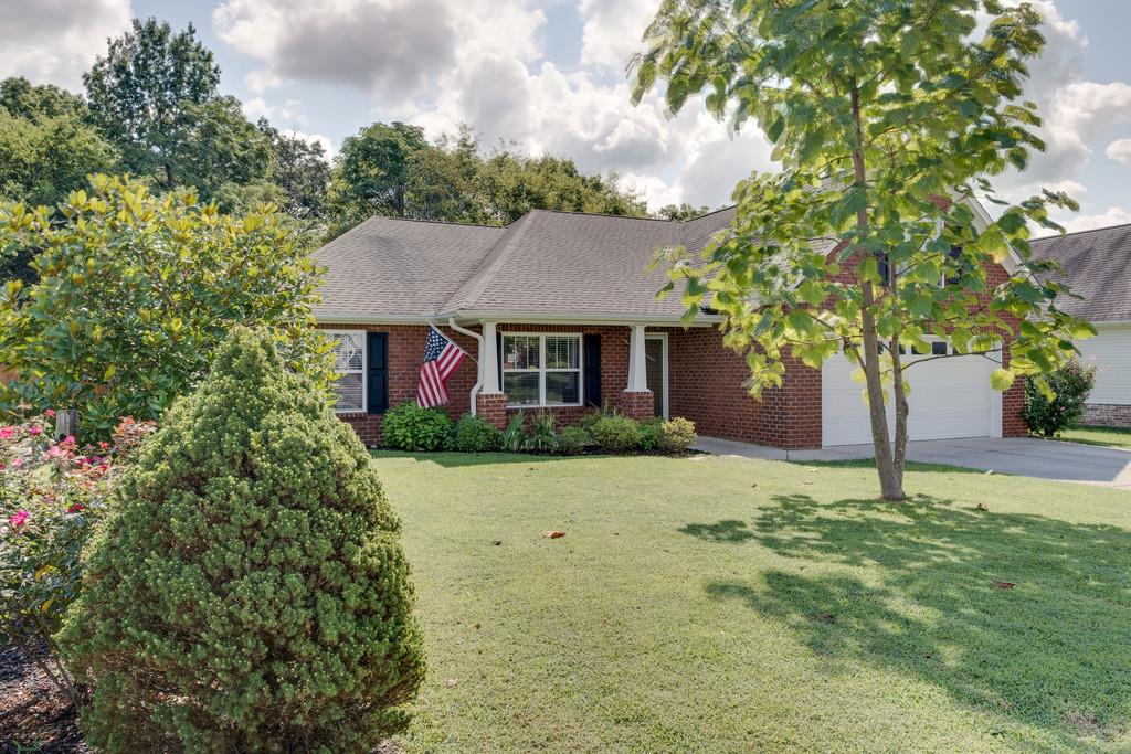 1025 Hummingbird Lane Spring Hill, TN 37174 - Photo 2 of 28 Gallery Image 2
