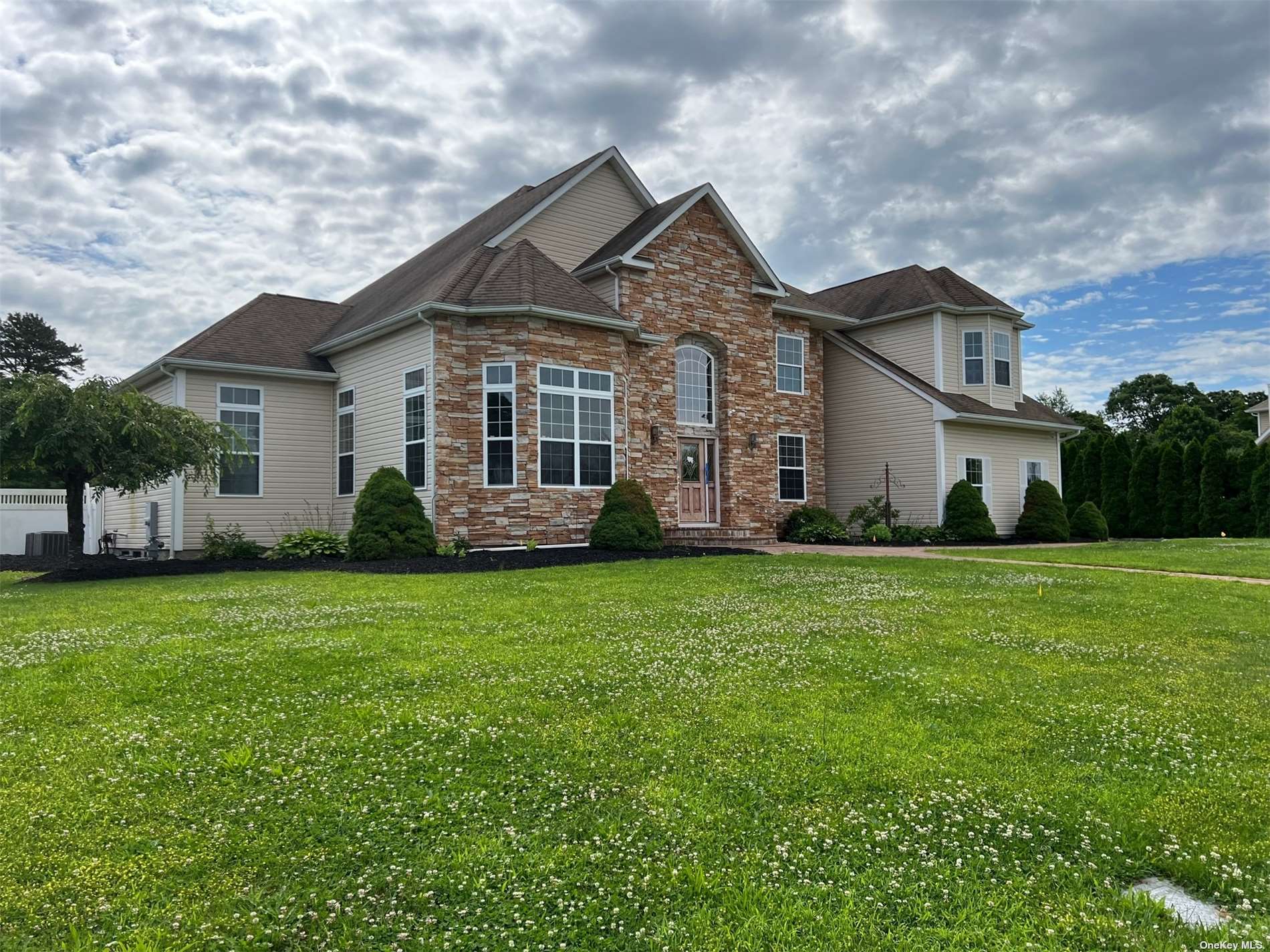 1 Westover Court, Shoreham, NY 11786 Compass